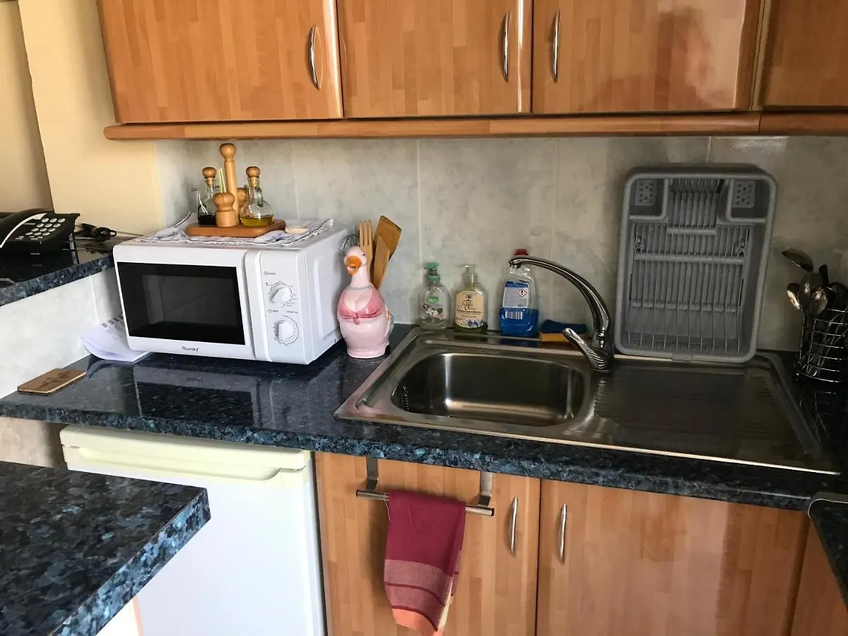 Apartment Studio Dans Un Endroit Calme Et Discret D Empuria Empuriabrava